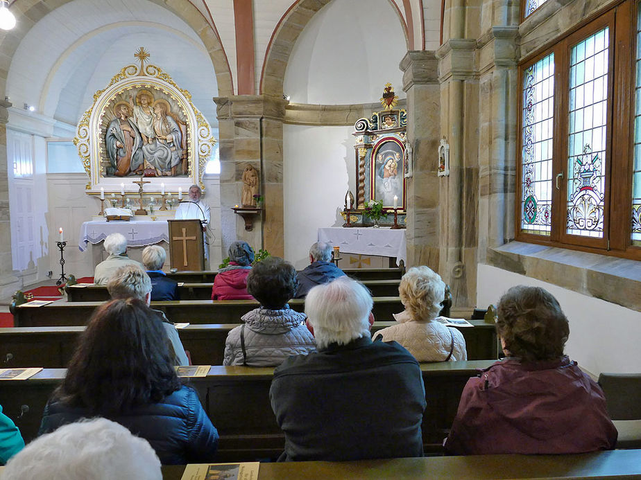 Maigottesdienst in der Weingartenkapelle (Foto: Karl-Franz Thiede)